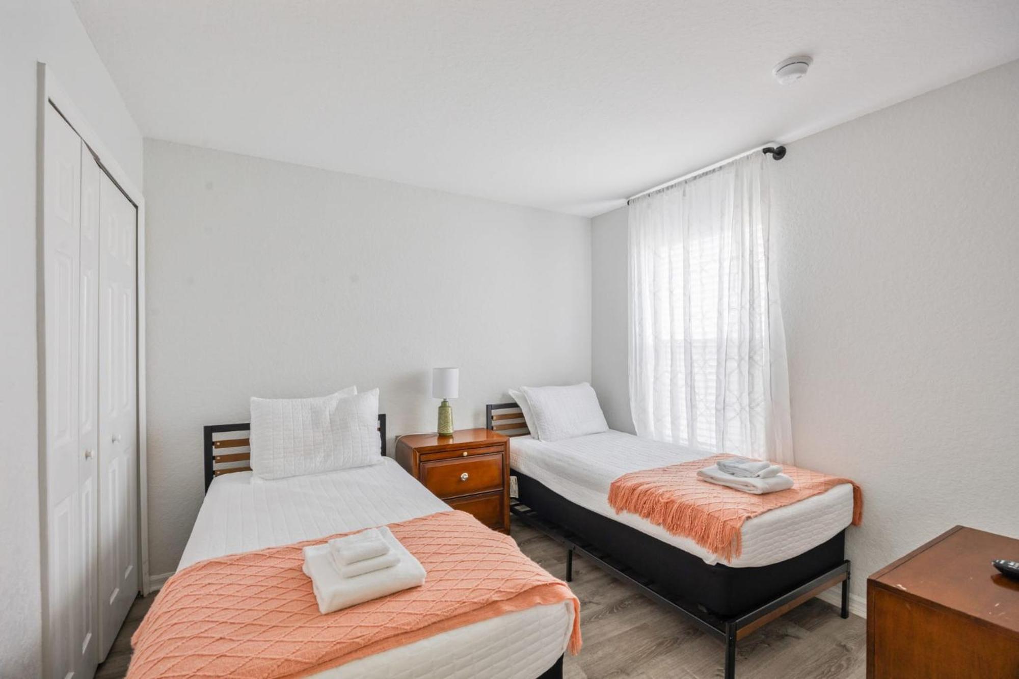 Cozy Stylish Townhome Davenport Buitenkant foto